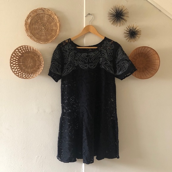 Free People Dresses & Skirts - Free People Black Lace Embroidered Dress